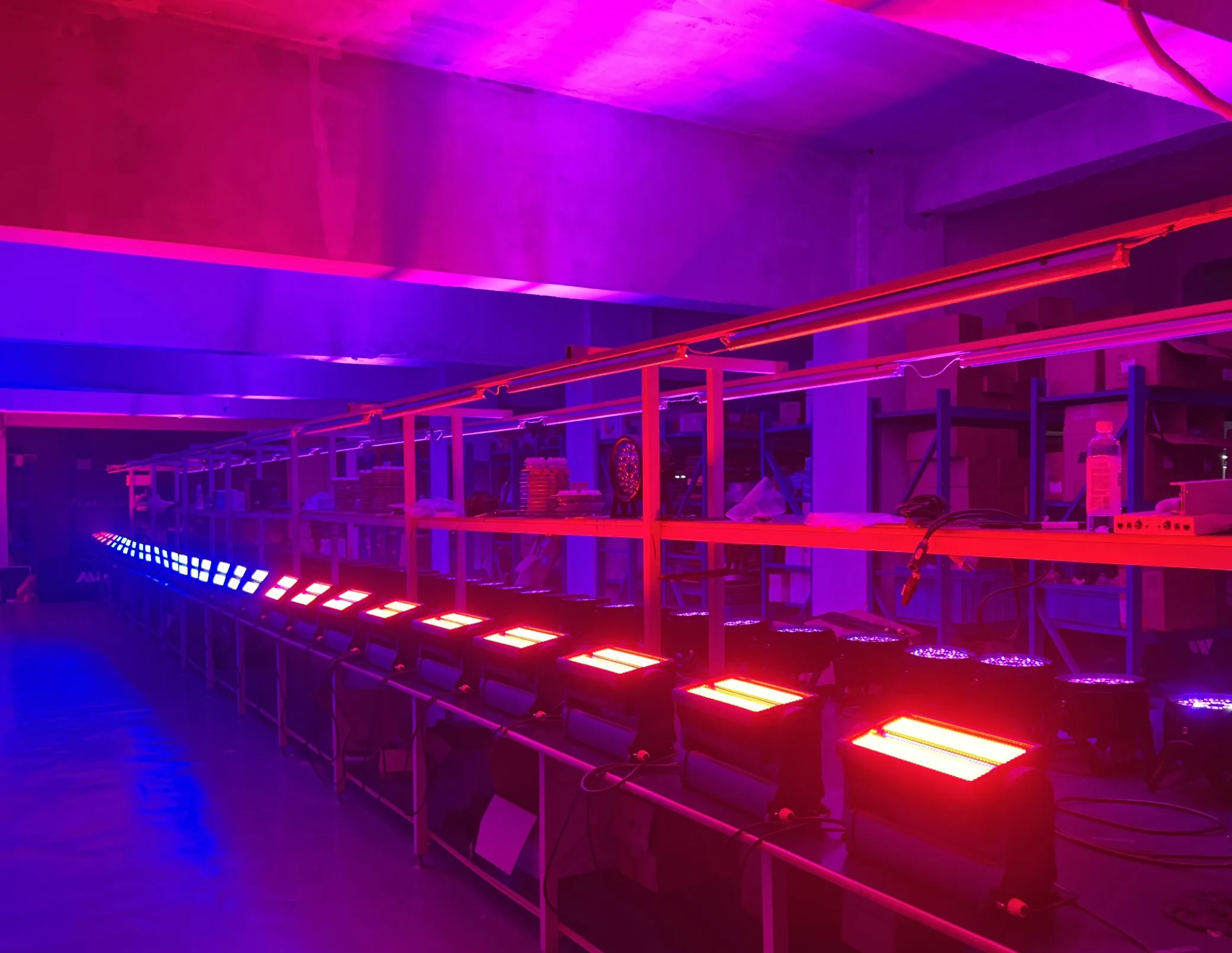 DMX 1000W lampu strobo RGBW, pencahayaan luar ruangan baru