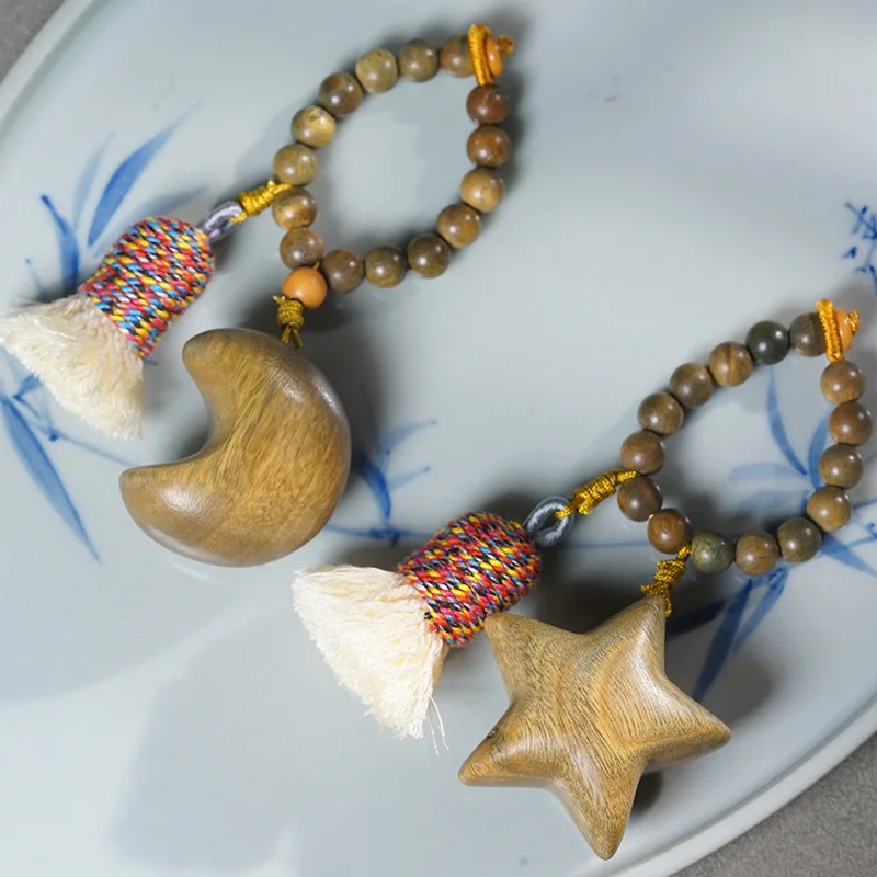 Green sandalwood carved star and moon pendant, handcrafted cotton thread tassel, antique-style cheongsam accessory