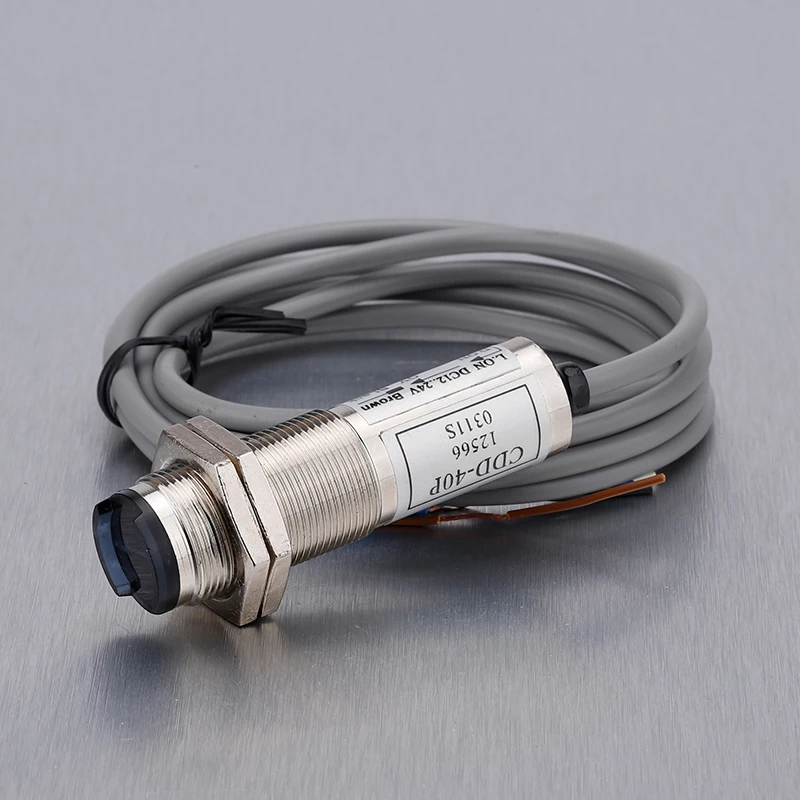 CDD-11P/CDD-11N 18MM Diffuse Type Photoelectric Switch NPN/PNP Output 1NO1NC with 2~10/10~40cm Adjustable Detection Distance