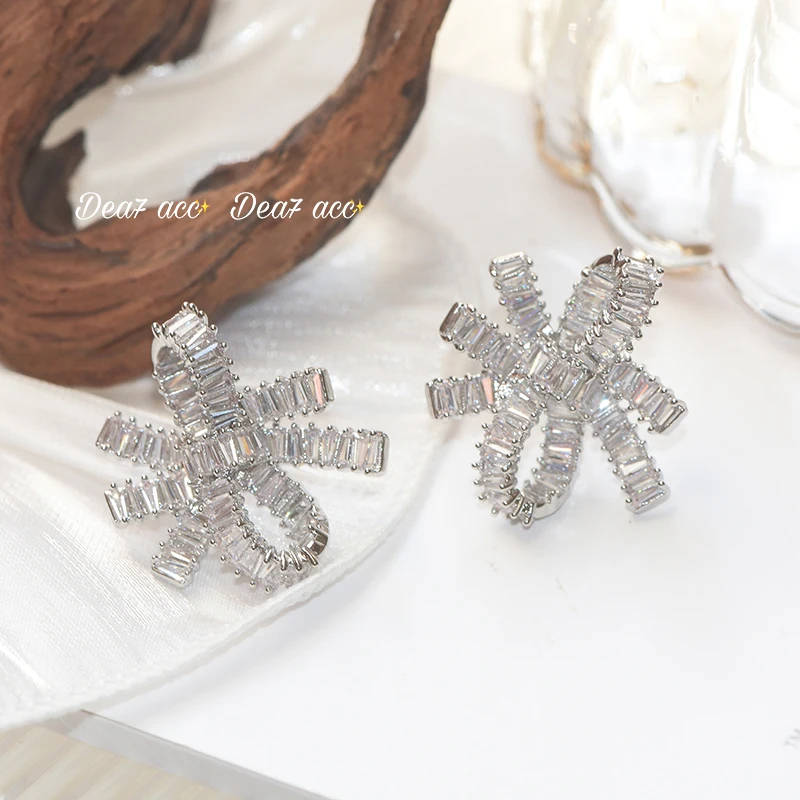 

French high-end ribbon snowflake gorgeous light luxury stud earrings for women