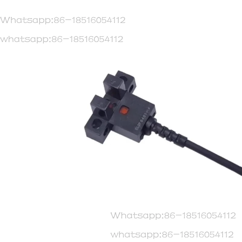 1pcs LU671-5PA Trough Photoelectric Switch 671-5NA Photoelectric Sensor U-slot L-type 4-wire Miniature Photoelectric Switch PNP