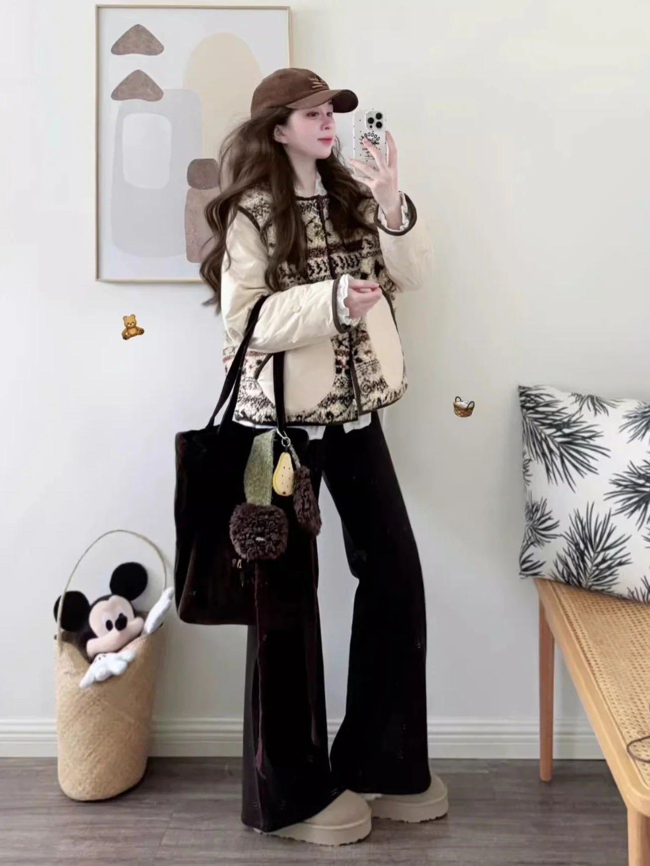 Japanese Style Thickened Faux Sheepskin Jacket Women's Retro Embroidery Splicing Warm Plush Cotton Coat Sweet Loose Fit Cotto...