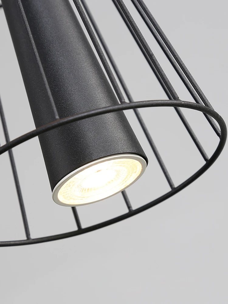 Lampadario scandinavo faretto a LED nordico nero e oro luce per camera da letto Art Decor illuminazione soggiorno sala da pranzo luce