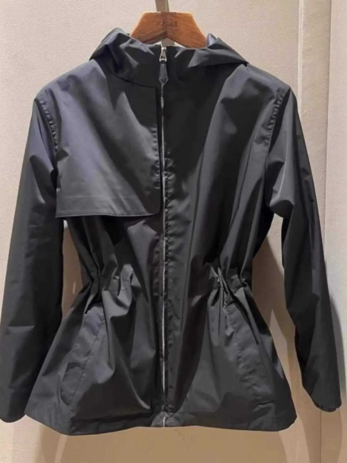 

Black Thin Casual Jacket Women's 2025 Spring And Autumn New Hooded Sunscreen Jacket Top