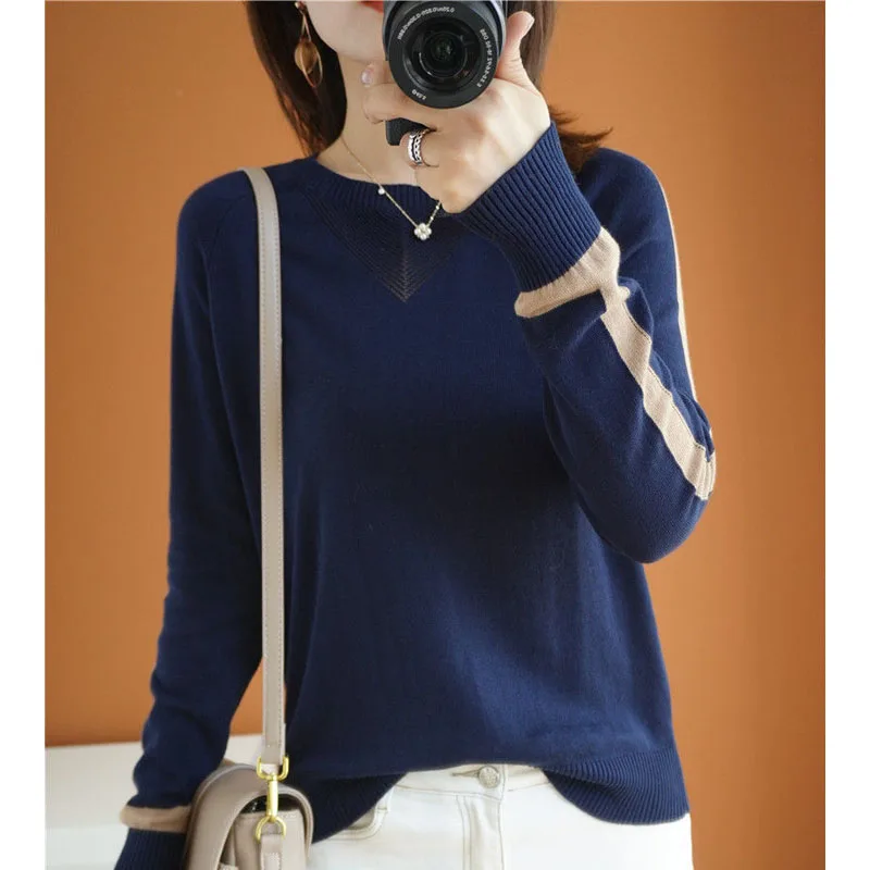 New Autumn and Winter Color Matching Fashion Trend Loose Fitting Korean Large Round Neck Women\'s Temperament Knitted Sweater