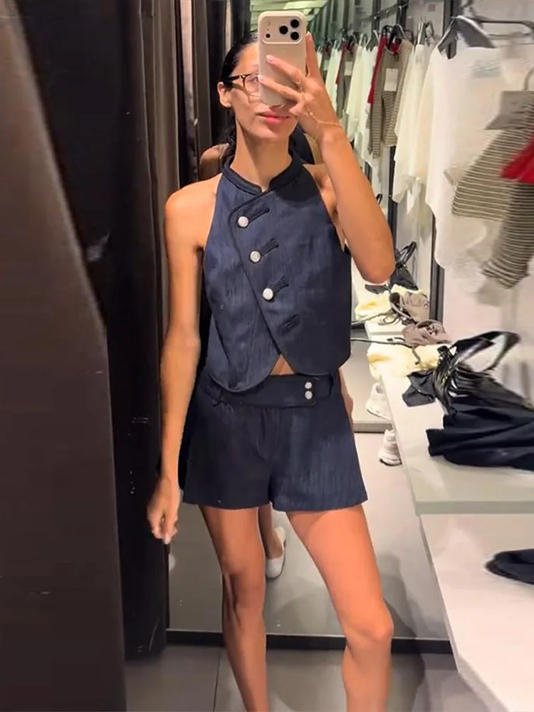 Neue sexy Damen-Partykleidung: Crop-Top mit seitlicher Knopfleiste, ärmellose Neckholder-Weste und Low-Waist-Shorts im Streetwear-Stil – Detail 16