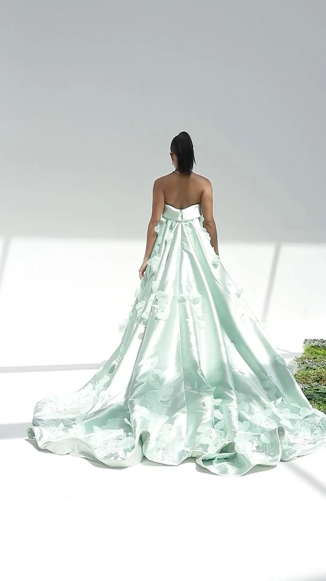 Vestidos de Fiesta de satén con diamantes de imitación, vestidos de tubo sin tirantes, para ocasiones formales