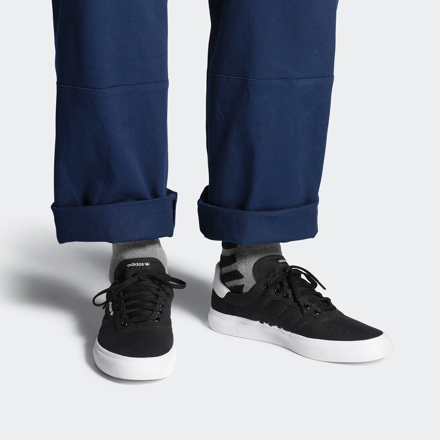 

Adidas Authentic 3MC Vulc Trefoil Unisex Skate Shoes B22706