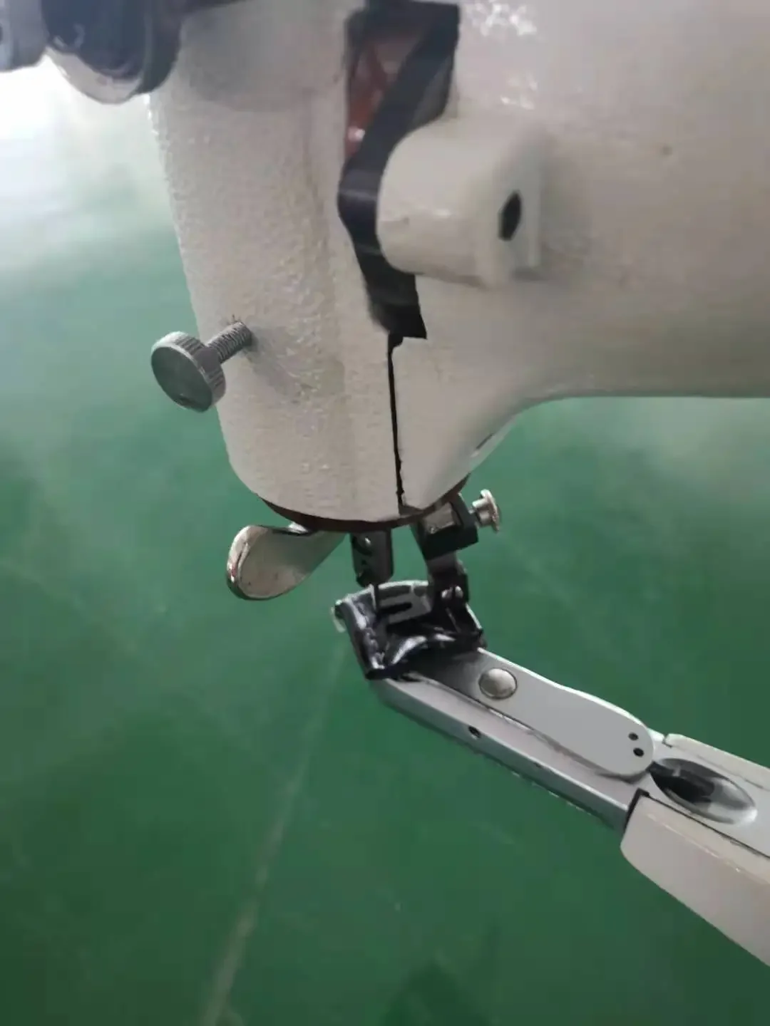 【2026】QS-SL-30 توريد الطاقة الكهربائية آلة إصلاح أحذية السرير ذات الأسطوانة الواحدة آلة إصلاح الأحذية