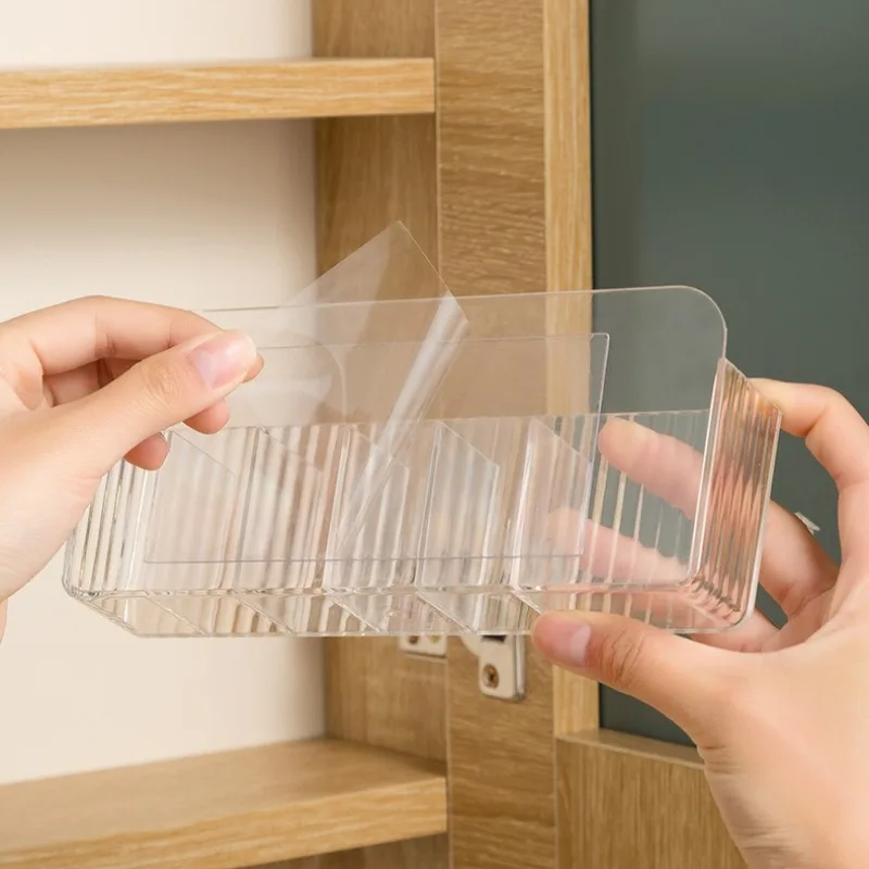 قطعة واحدة - صندوق تخزين متعدد الوظائف مثبت على الحائط - مناسب لتخزين الأدوية اليومية ومستحضرات التجميل وأحمر الشفاه وما إلى ذلك