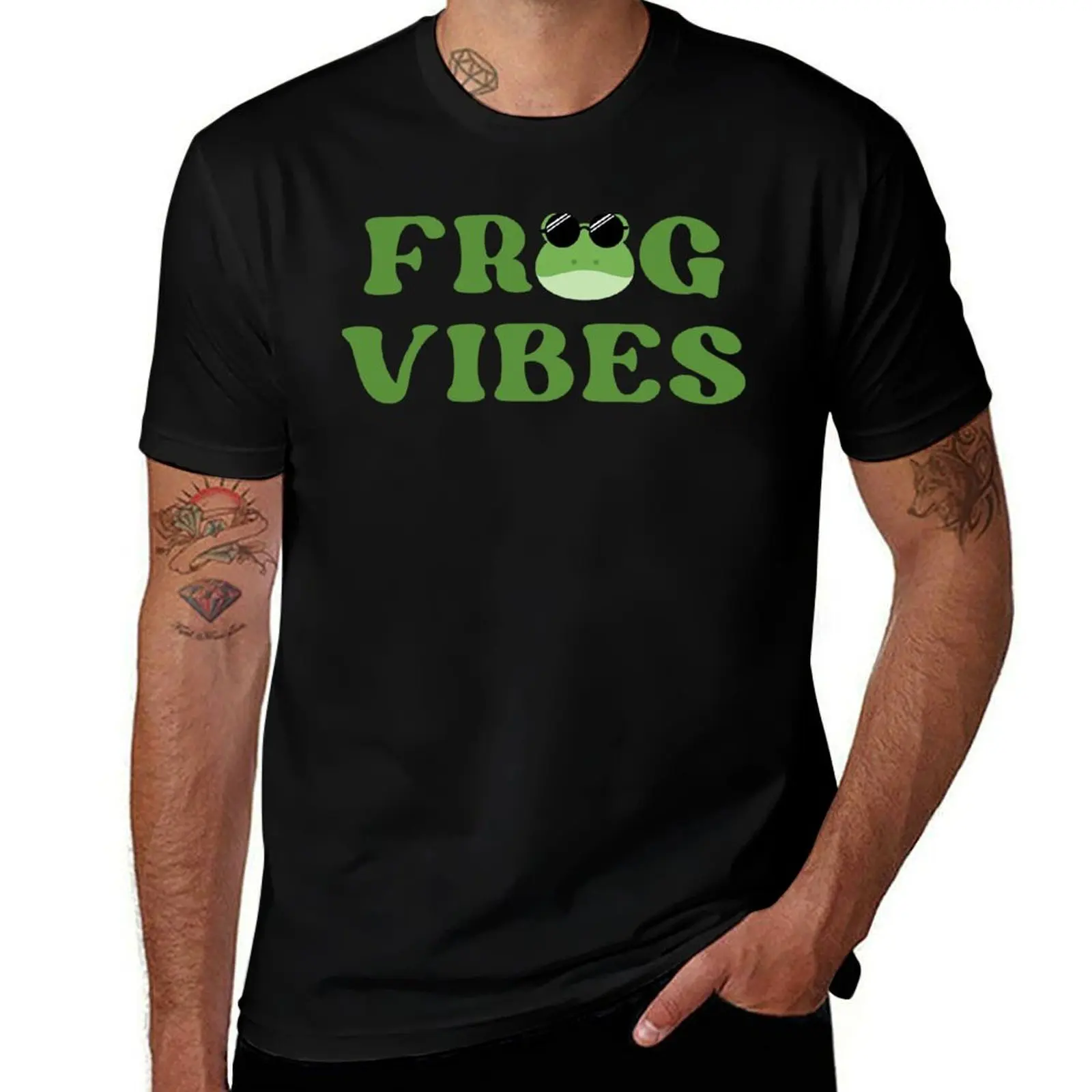 

Retro Frog Vibes Frog Aesthetic Cool Frog T-Shirt Casual Graphic Print Tee