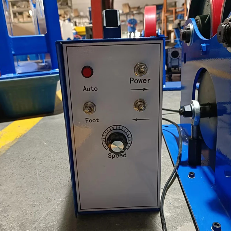 XH-1TA Welding Rotator Turning Rolls Load Bearing 1000KG Adjustable Torch Stand Support Rotator Pipe Welding Roller Positioner