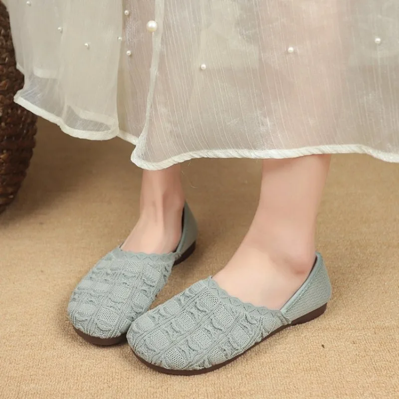Women Flats Solid Color Mesh Breathable Sneakers Women Soft Bottom Knit Ballet Loafers Shoes Casual Slip on Boat Shoes for Women