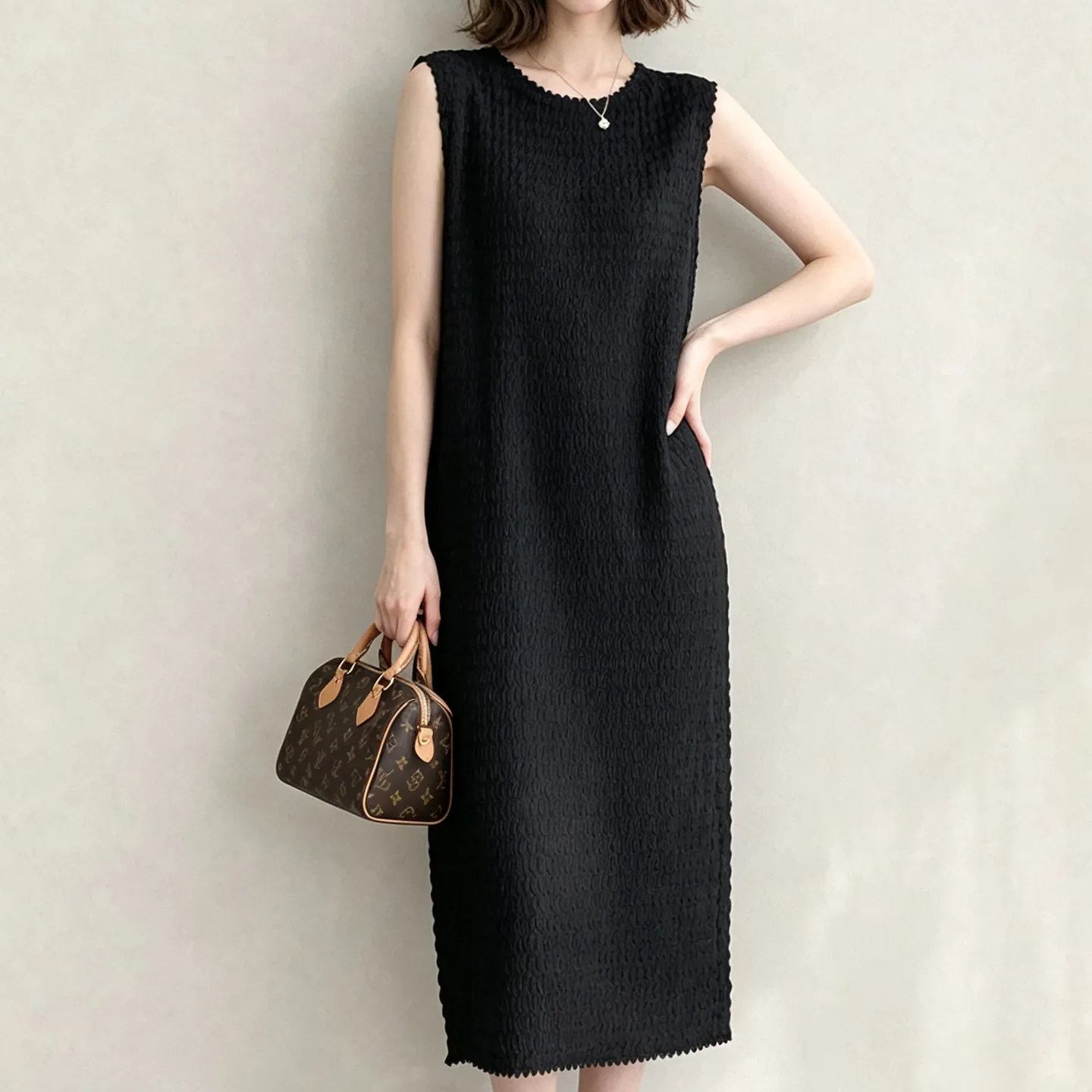 Miyake Plissee-Kleid, Damen, ärmelloses Midikleid, strukturiert, lockere Passform, elegant, lässig, Sommermode, Vintage-Stil, schicker Look – Detail 9