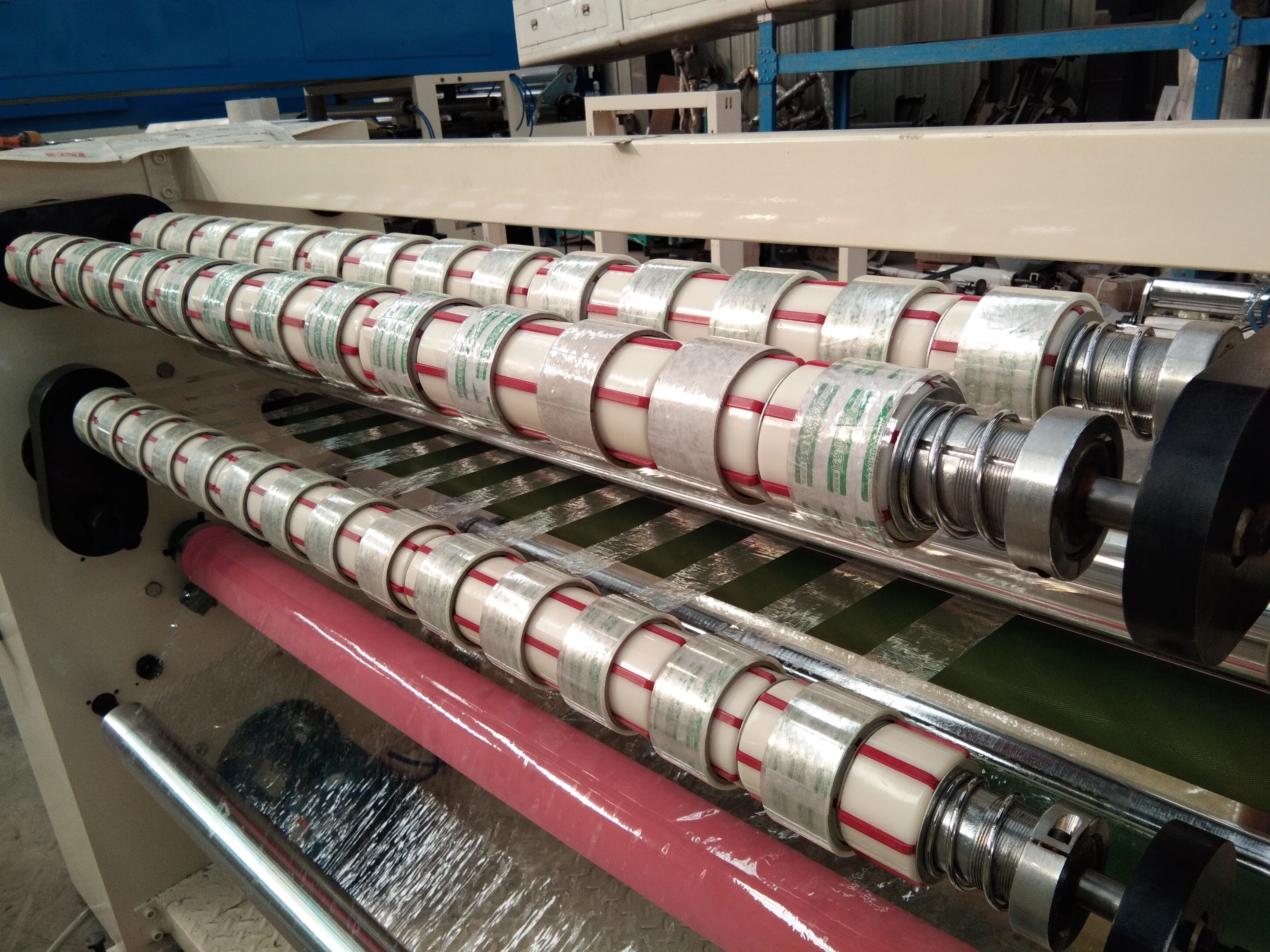 Transparentes BOPP-Klebeband, Jumbo-Rolle, zum Schneiden und Aufwickeln