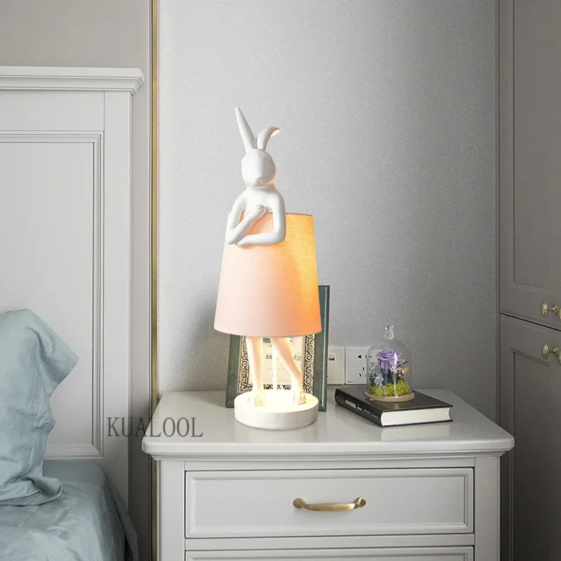 Nordic Shy Rabbit Table Lamp Upright Standing Desk Lamp Resin Animal Lamp for Living Room Bedroom Table Light Art Decor Lighting