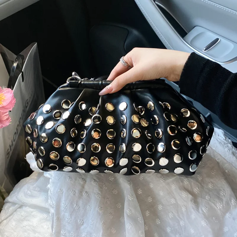 

Высококачественный банкетный кошелек-клатч, модная универсальная изысканная сумка через плечо с зажимом для женщин, роскошная серебряная сумка через плечо с заклепками в горошек