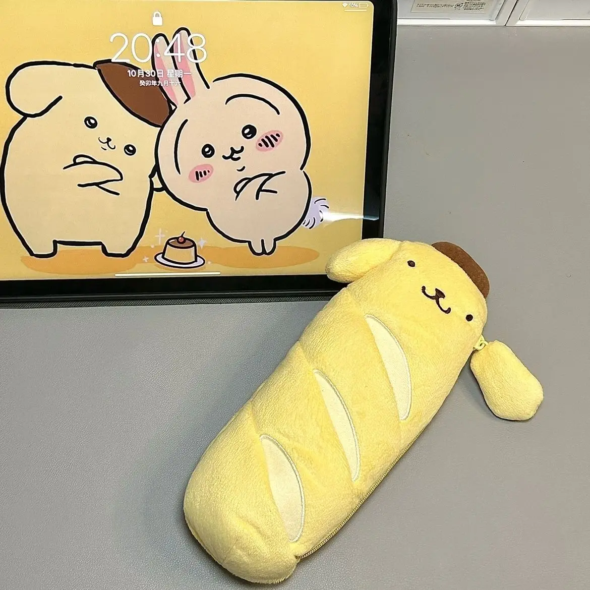 

Sanrio Baguette Style Fragrant Bread Pudding Dog Pen Bag Stationery Bag Creative Cute Plush Stationery Storage