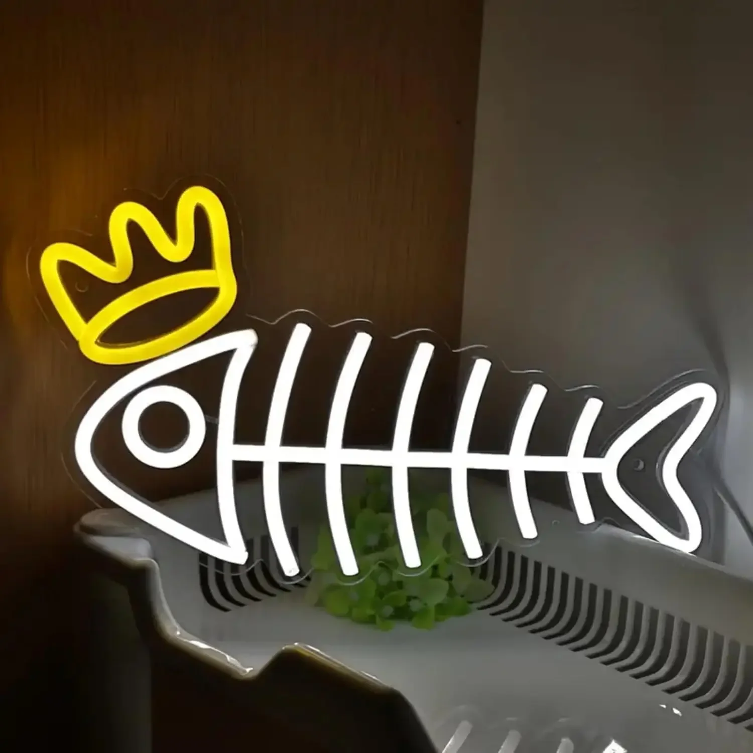 

King Fish Неоновая вывеска Корона Светодиодный неоновый свет для спальни Бар Гостиная Кинотеатр Человек Пещера Бар Настенный декор с регулируемой яркостью USB Праздничные подарки