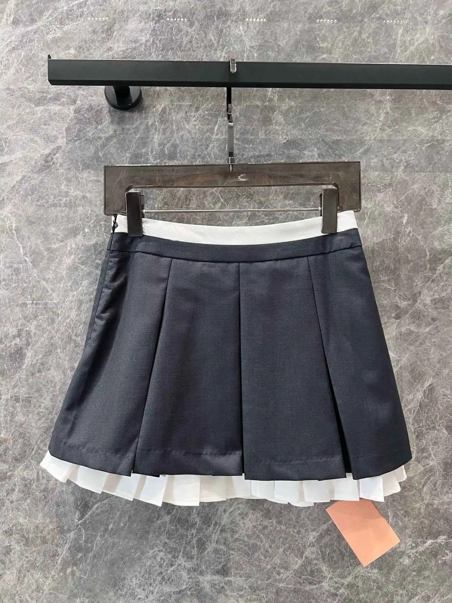 Letter Pleated Half Skirt, Early Autumn, New, 2024