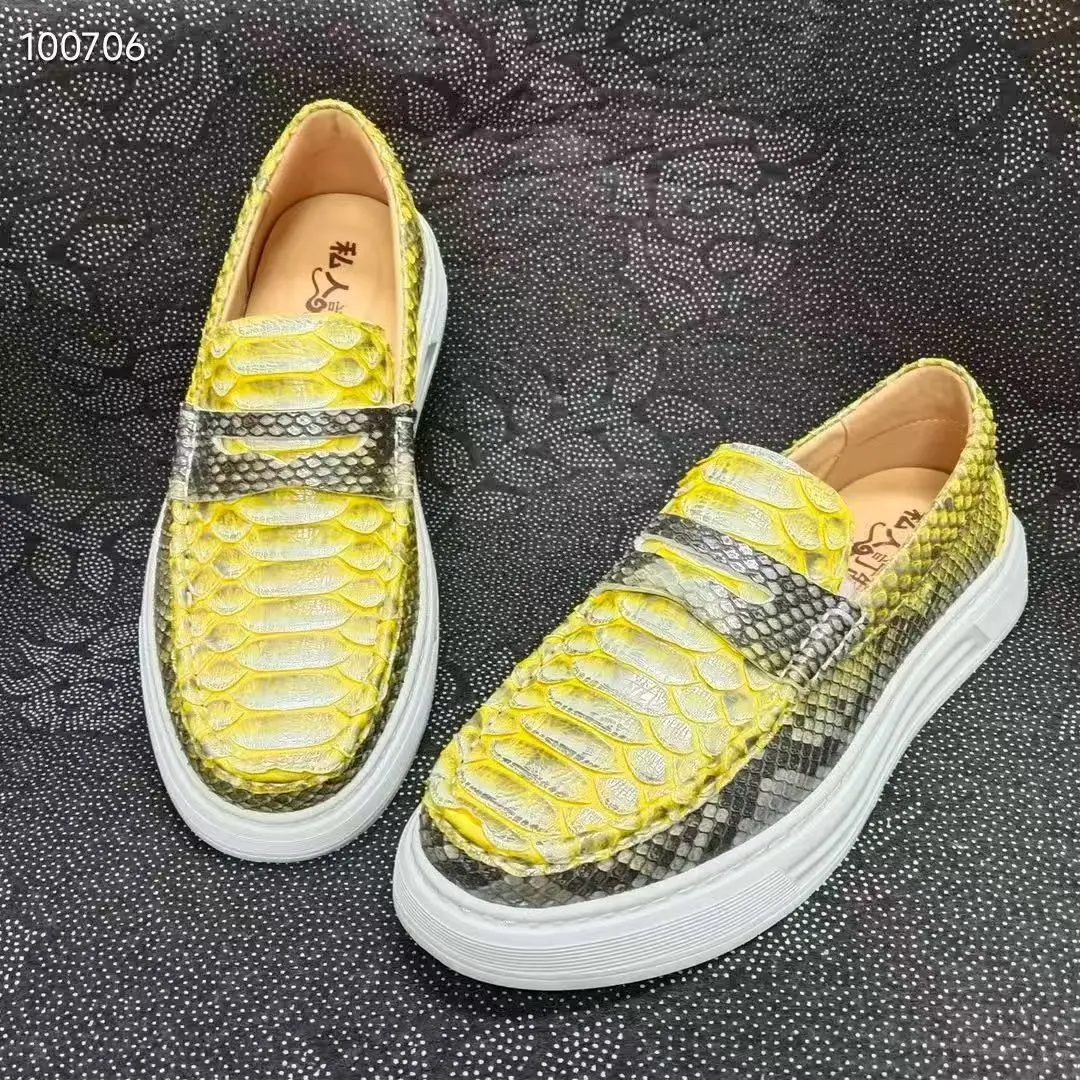 حذاء مسطح للرجال مصنوع من جلد الثعبان الحقيقي لعام 100% عالي الجودة باللون الأصفر والذهبي من جلد الثعبان حذاء رياضي أنيق للرجال #1