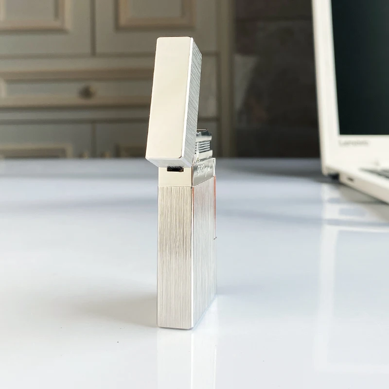 

Памятное издание, роскошная бутановая зажигалка, одинарное и двойное пламя, пинг-звук, естественная краска, коптильня 16088.