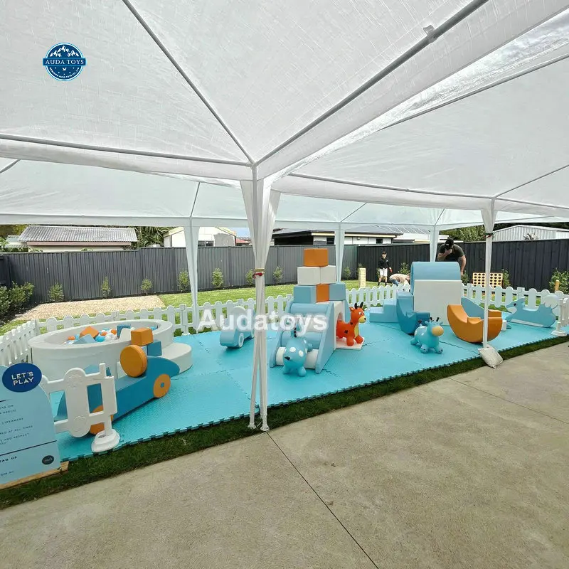 Mobile Blue Yellow Kids Indoor Playground Ball Pool Soft Play Equipment For Kids Party Play Shopping Mall School Wooden
