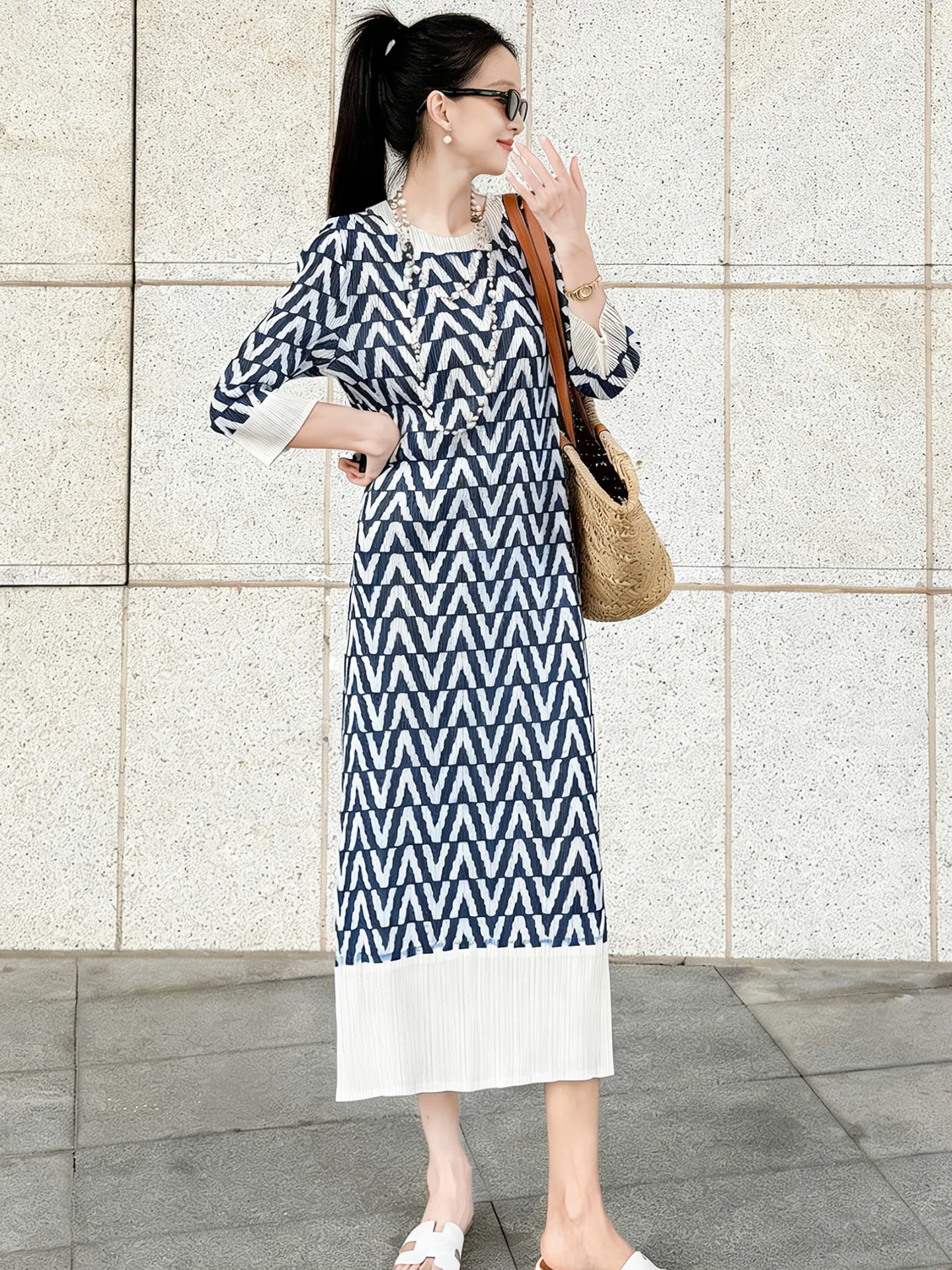 

Retro Geometric Print Long Sleeve Dress Slimming Elegant Vacation Style Polyester Casual Midi Skirt Women's Fashion Dress