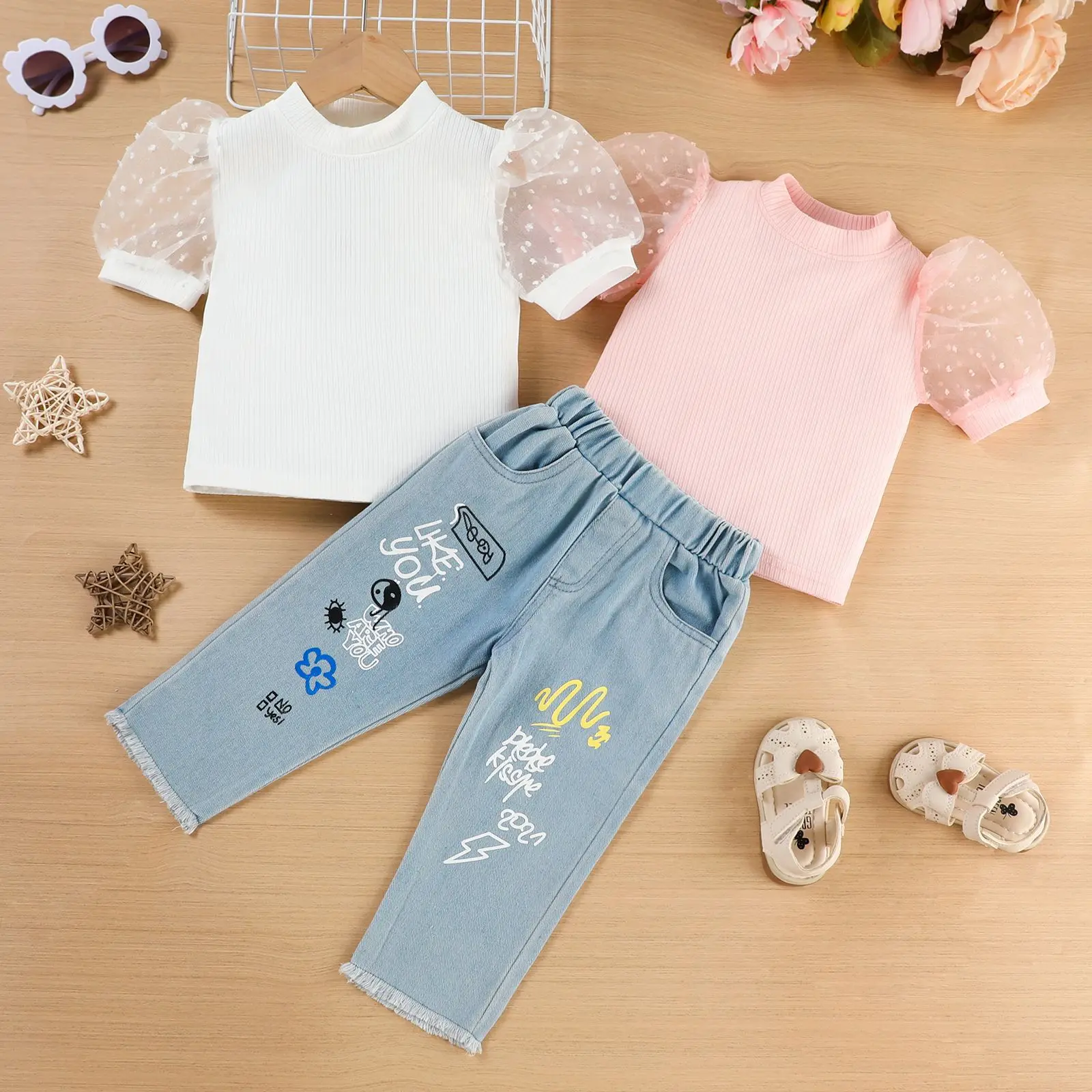 

Girls Suit Summer Solid Colour Bubble Sleeve Pit Stripe Top Letter Printed Open Pocket Jeans Nine Pants Set 90-130cm