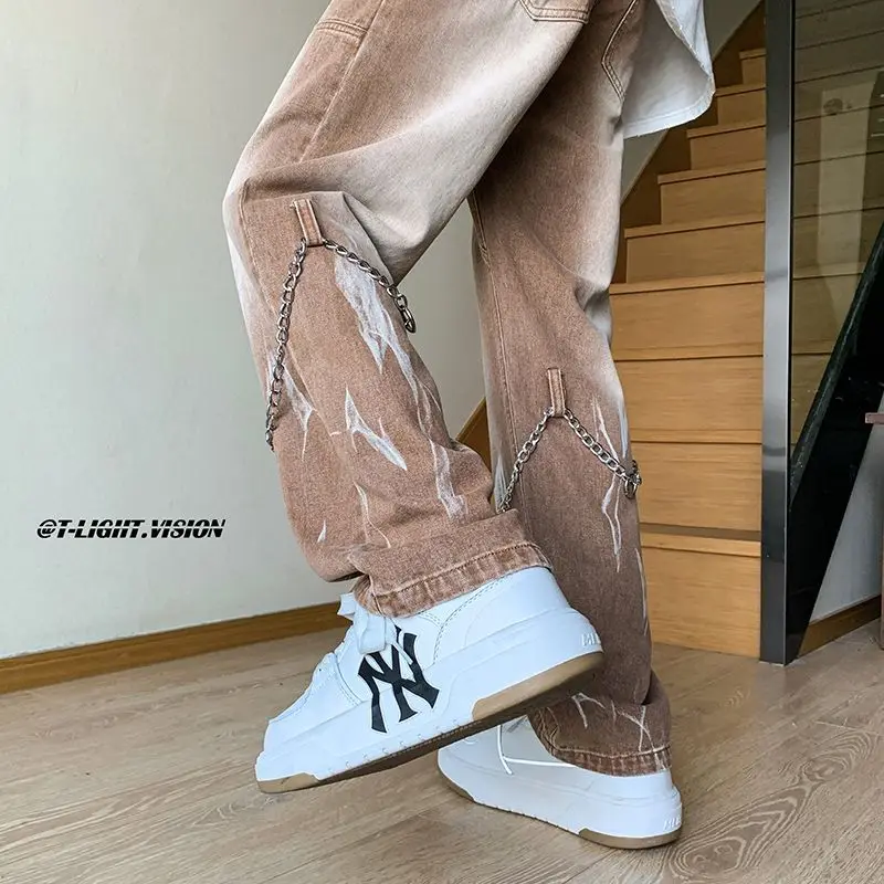 2026 Washing Gradual Change Brown Jeans Men's Retro Pants High Street Brand Iron Chain Design Overalls Man Pants Baggy Jeans