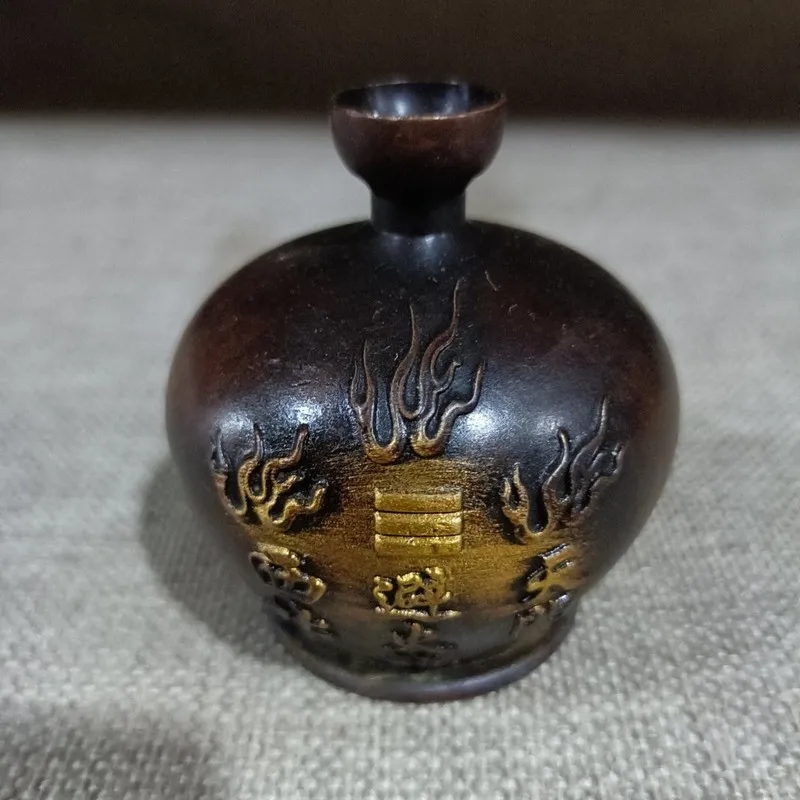 Bottle, Copper Gourd, Brass Wall Dragon, and Fire-Repelling Ornament for Northwest Corner of the Kitchen to