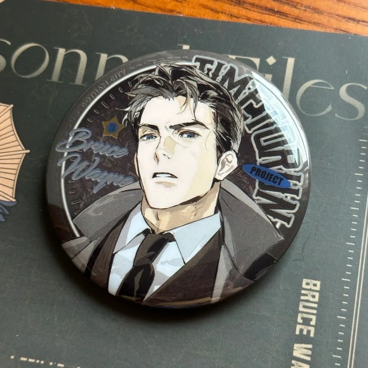 

Super Bat doujin peripheral cosplay bar, badge, tinplate brooch, backpack decoration, millet gift