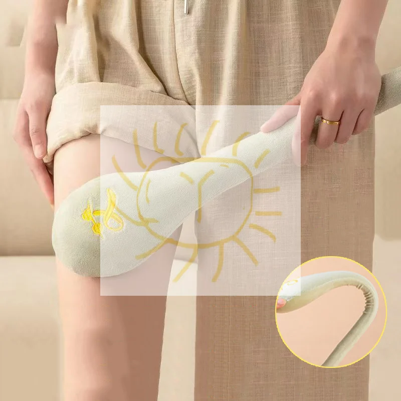 

1PC Extended Back Massage Hammer Meridian Beat Stick High Elasticity Velvet Massage Pain Relief Slap Stick Massager