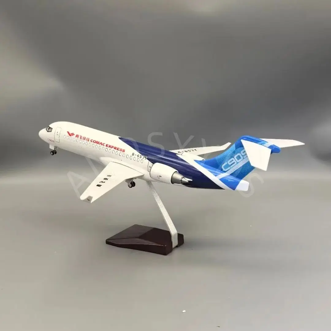 47cm C909 COMAC EXPRESS Airlines Model Airplanes Aircraft 1/70 Scale Resin Display Collectible For Aviation Enthusiasts Gifts