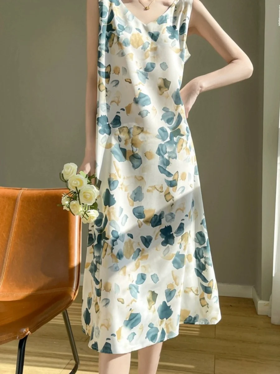 กระโปรงทรงเอ ผ้าซาตินอะซิเตท ลายดอกไม้พิมพ์ลายไท-ได แบบจีนใหม่ ประจำฤดูร้อน 2024 สำหรับผู้หญิง