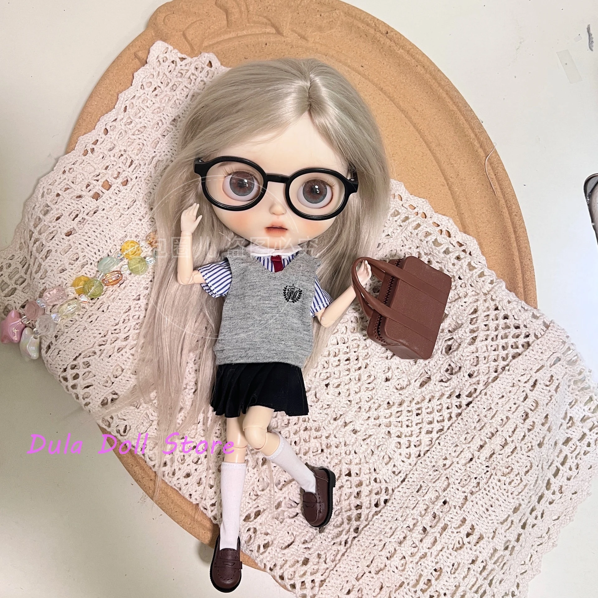 Dula Puppenkleidung Kleid Campus-Stil gestreifter weißer Kragen graue Weste sk ob24 ob22 Azone Licca ICY JerryB 1/6 Bjd Puppenzubehör