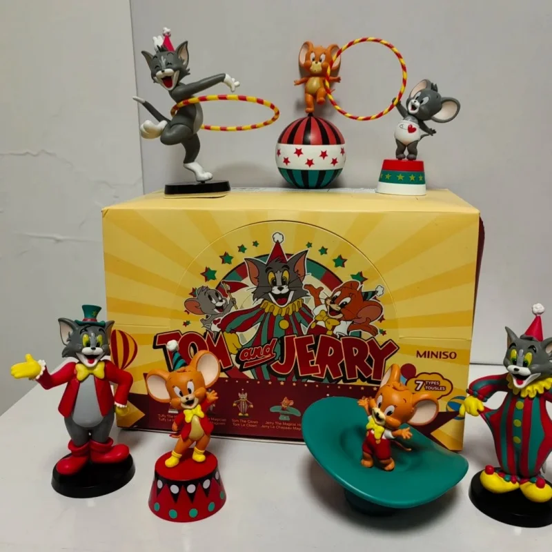 

В наличии MINISO создание кошек и мышей слепые коробки Kawaii настольные аниме фигурки украшения украшения комнаты подарок на день рождения