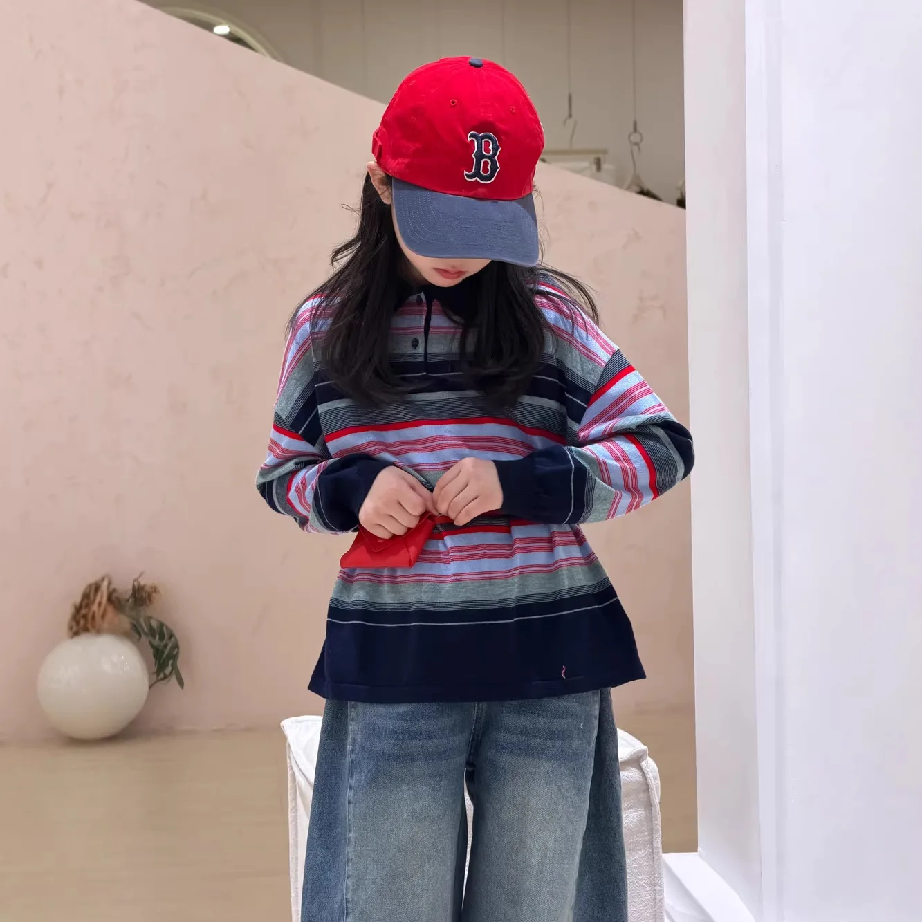 

Весенняя коллекция 2026: Детская повседневная кофта для девочек с контрастными полосками и отложным воротником, с длинными рукавами