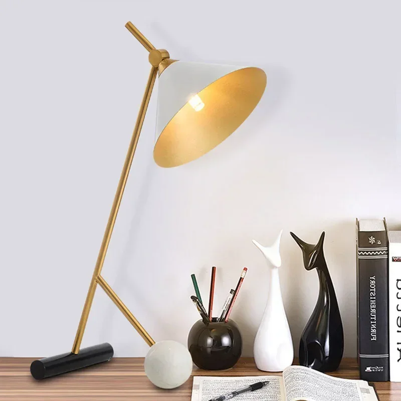 

Nordic Marble Table Lamp Megaphone Office Study Groggery Villa Table Lamp Modern Simplicity Indoor Lighting Lampu Meja FYTL