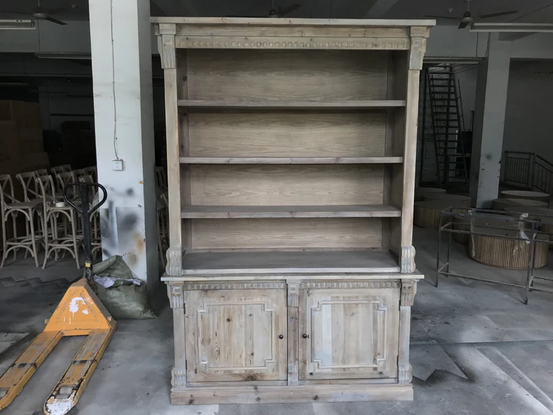 Rustikale, maßgeschneiderte Event- und Hochzeitsbar-Vitrinenmöbel aus recyceltem Holz