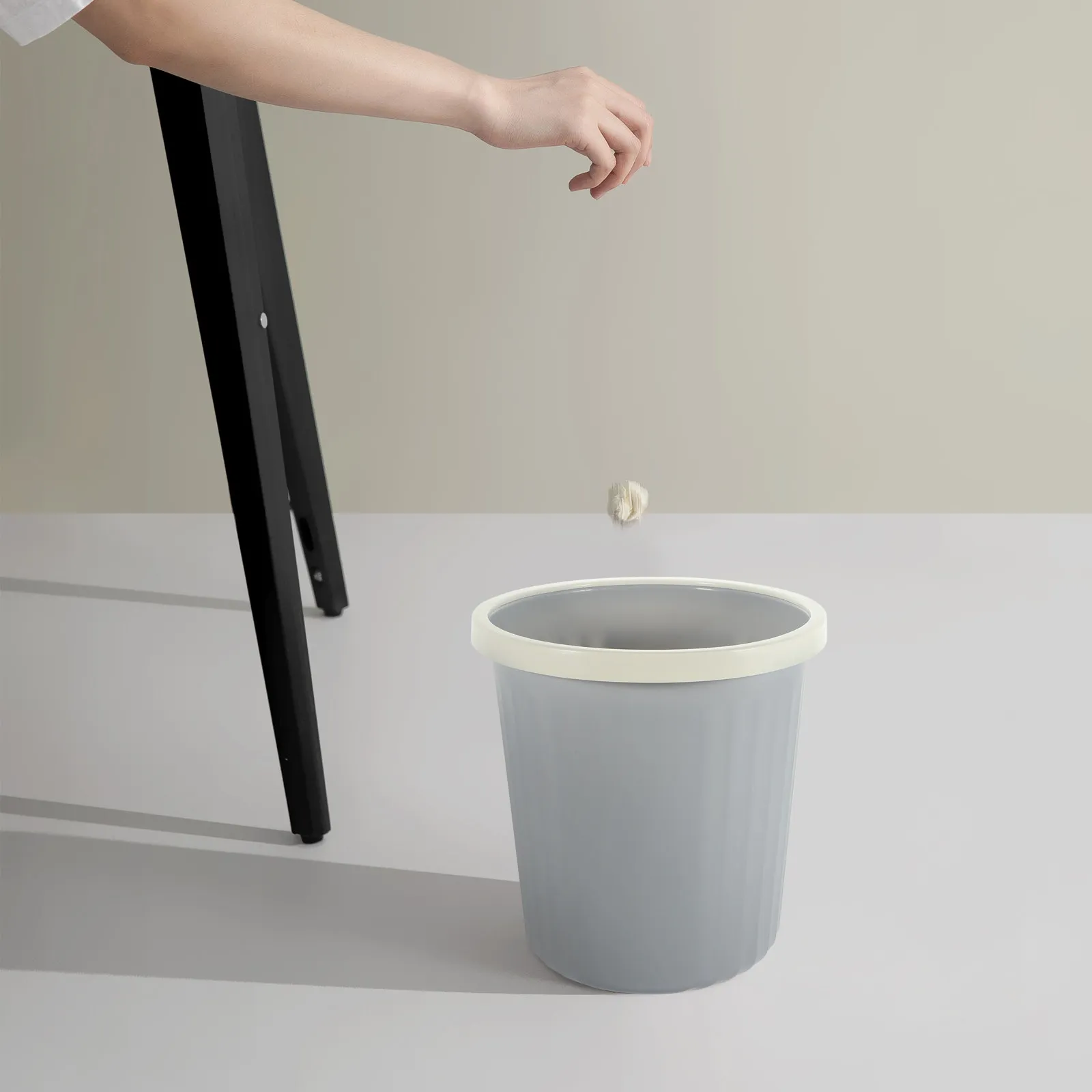 Portable No Lid Trash Can Large Capacity Modern Design Wastebasket for Bedroom Office Kitchen Bathroom Hotel Garbage Container