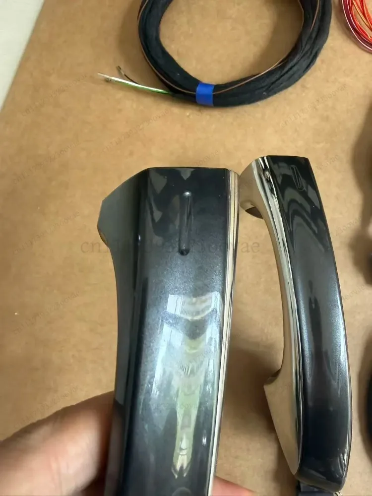 LF-Rear Door Keyless Entry Handle with Light for VW Tayron T-Roc CC, Replacement Part