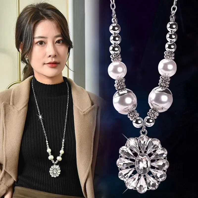 Novo colar longo multifuncional, pingente de cristal feminino, corrente de suéter de flor