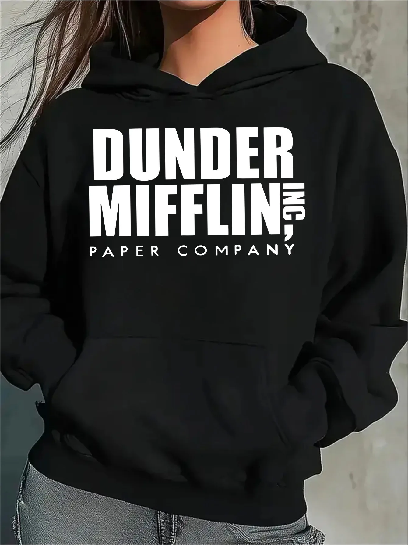

Толстовка с принтом «DUNDER MIFFLIN PAPER COMPANY» — мягкий и эластичный пуловер, повседневный и элегантный стиль с длинными рукавами.