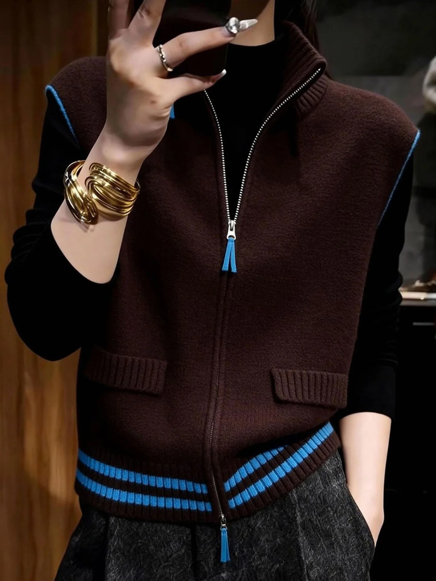 

Skin-friendly Knitted Vest Thickened Half-high Collar Casual Style Color Block Sleeveless Korean Style Winter Outerwear