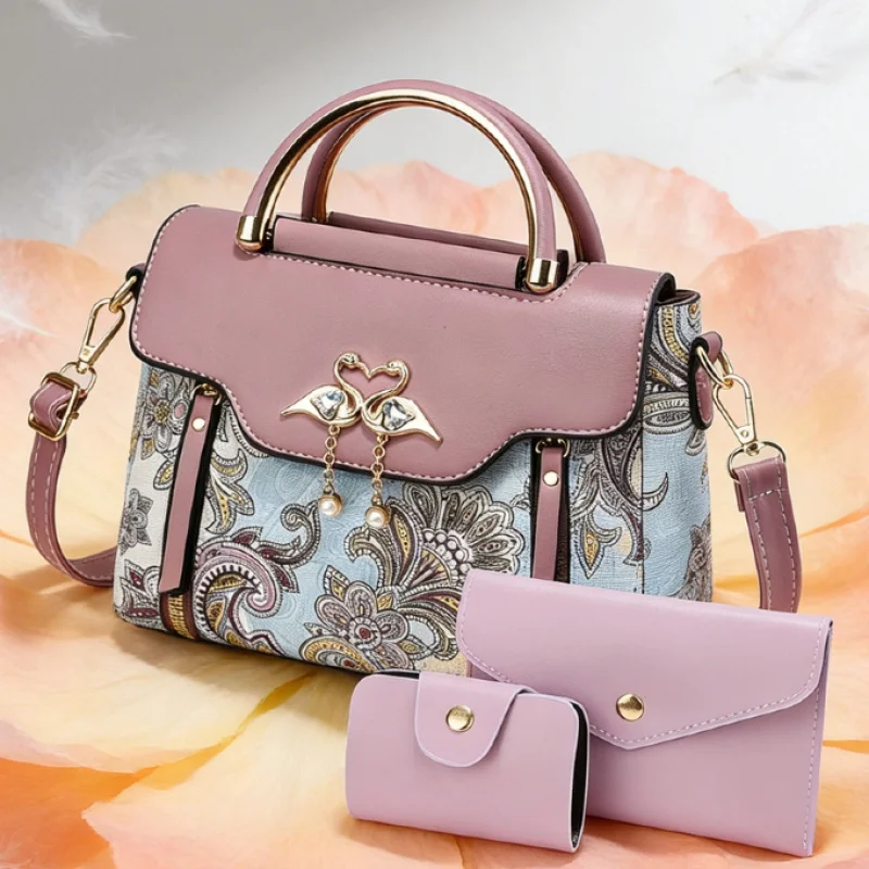 

Подарок на день рождения для женщины: маленькая сумочка или сумка для ношения в руке, сумка в этническом стиле с вышивкой, стильная повседневная сумка-мессенджер.