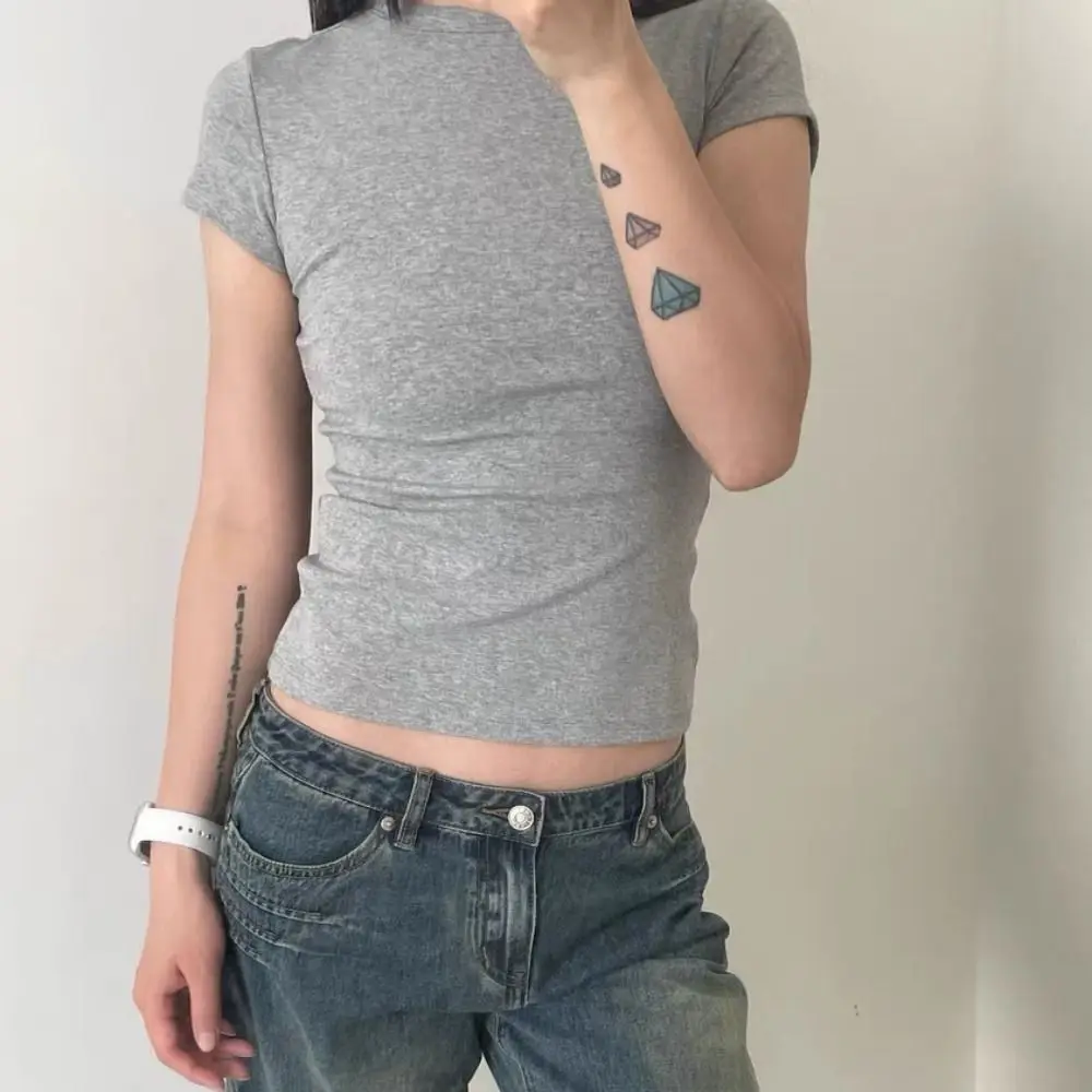 

Casual Pullover Short Sleeve T-shirt Slim Fit Chic Y2K Crop Top Women Korean Style Simple Basic Tees Shirts Women