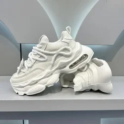 New Discounted Men's Shoes Thick soled Tall Fashion Casual Shoes Comfortable Soft soled Mountaineering Sports Shoes sneakers men