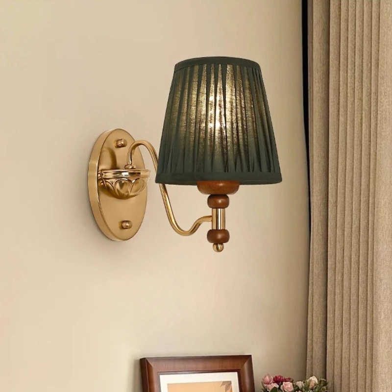 French Vintage White/green Fabric LED Wall Lamps Single/double Head Light Living Room Bedroom Restaurant Corridor Wooden Sconces