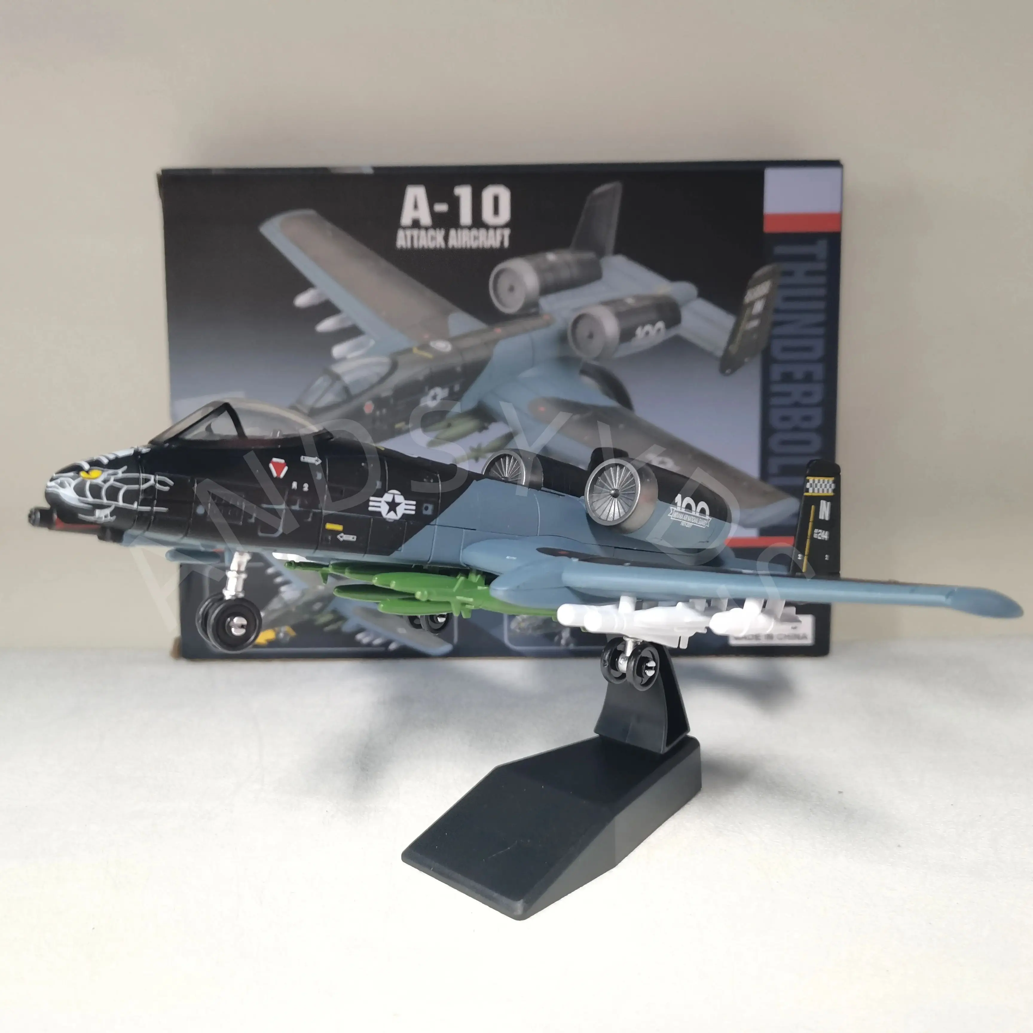 

A-10 1:72 Scale Aircraft DIY Building Block Plane 3D Puzzle Fighter Souvenir Airplane Collection Assembly Room Decoration Gifts